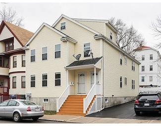 19 Kerwin St, Dorchester Center, MA 02124