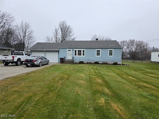6137 Stone Rd, Medina, OH 44256