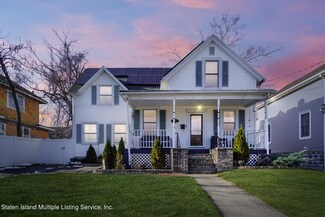 160 Brighton St, Staten Island, NY 10307