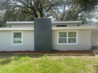 1913 E 143rd Ave, Tampa, FL 33613