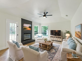 351 Oak Creek Dr, McKinney, TX 75071