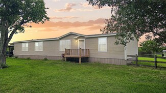 1050 Dillon Cir, New Smyrna Beach, FL 32168