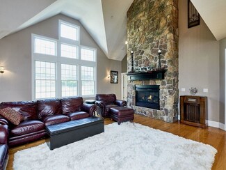 6 Heaton Place, Wrentham, MA 02093