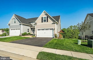 621 Thomas Penn Dr, West Grove, PA 19390