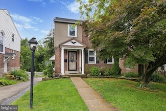 4740 Woodland Ave, Drexel Hill, PA 19026