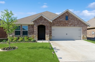 781 Daybreak Ln, Lavon, TX 75166