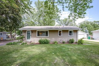 7808 45 1/2 Ave N, New Hope, MN 55428