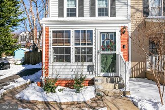 5917 Edgehill Dr, Alexandria, VA 22303
