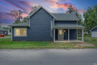 1031 N Agnew St, Winamac, IN 46996