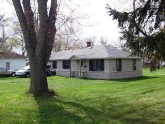 1065 E Centennial St, Nappanee, IN 46550