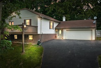 2421 Hillsboro Valley Park Rd, High Ridge, MO 63049