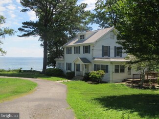 5516 Beach Dr, Saint Leonard, MD 20685