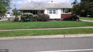 1481 Red Bank Ave, West Deptford, NJ 08086