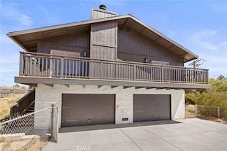 42821 Apollo Dr, Lake Hughes, CA 93532