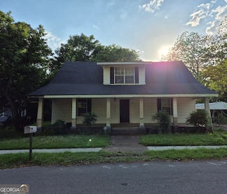 1315 5th Ave, West Point, GA 31833