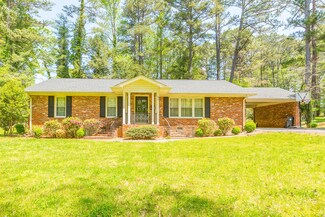 405 Brookwood Ln, La Fayette, GA 30728
