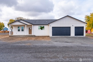 14812 2nd St NE, Moses Lake, WA 98837