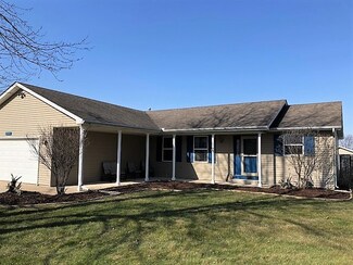 201 N Roberts Dr, Godley, IL 60407
