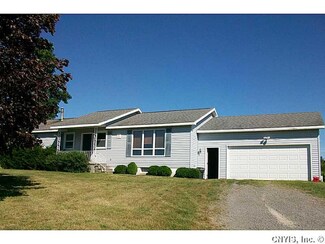 206 Barnard Rd, Phoenix, NY 13135