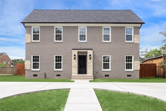 3210 Oakmont St, Houston, TX 77021