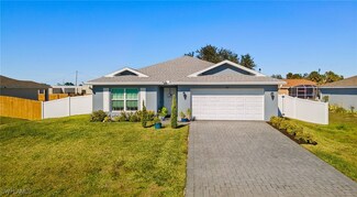 1427 NE 33rd Terrace, Cape Coral, FL 33909
