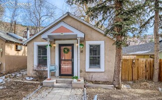 10 Narrows Rd, Manitou Springs, CO 80829