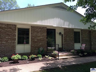 544 Keane Ln, Terre Haute, IN 47803