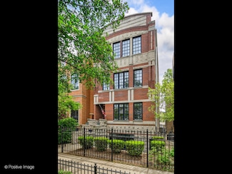 1043 W Wolfram St Unit 1, Chicago, IL 60657