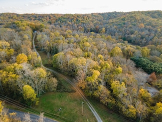 1916 MacK Benderman Rd, Culleoka, TN 38451