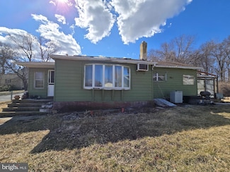 747 Valley Green Ave, Woodbury, NJ 08096