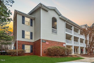 1801 Trailwood Heights Ln Unit 201, Raleigh, NC 27603
