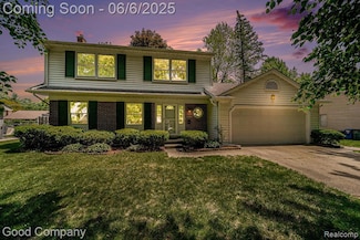14106 Edgewood St, Livonia, MI 48154