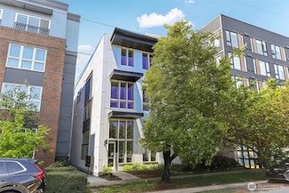 4407 42nd Ave SW Unit D, Seattle, WA 98116