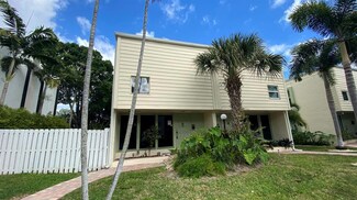 5440 NE 25th Ave Unit T1, Fort Lauderdale, FL 33308