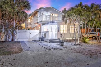 2302 Avenue B, Bradenton Beach, FL 34217