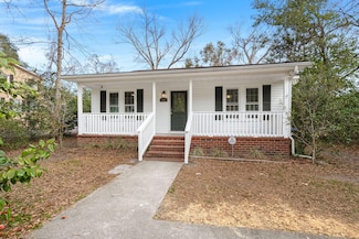 209 E 1st St N, Summerville, SC 29483