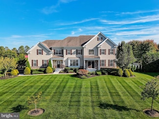 13 Manchester Ct, Columbus, NJ 08022