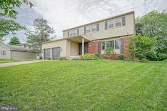 36 Norwich Dr, Sewell, NJ 08080