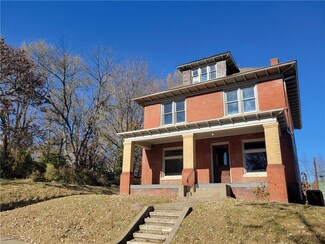 2315 Felix St, Saint Joseph, MO 64501
