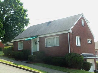 680 6th St, Trafford, PA 15085