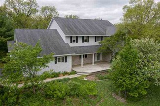 9686 N Blaine Dr, Byron, IL 61010