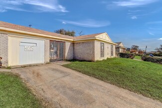 4015 Robertson Dr, Dallas, TX 75241