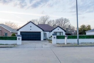 2819 Curvilinear Ct, Dallas, TX 75227