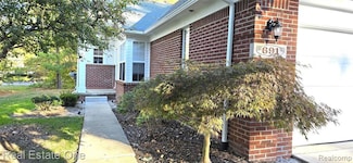 691 Chestnut Dr Unit 24, Wixom, MI 48393