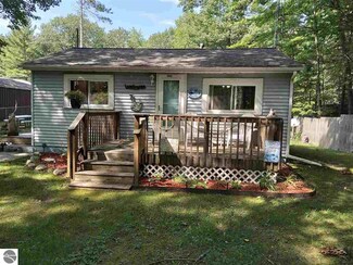 5349 E 11th St, Au Gres, MI 48703