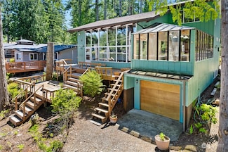 721 E Ballantrae Dr, Shelton, WA 98584