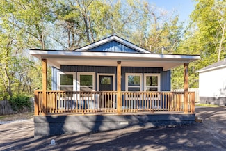 235 Sagers Ln, Hollister, MO 65672