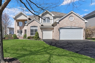 2815 Glenarye Dr, Lindenhurst, IL 60046