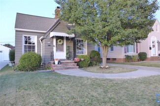 6610 Renwood Dr, Cleveland, OH 44129