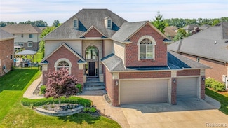 19492 Springbrook Dr, Macomb, MI 48044